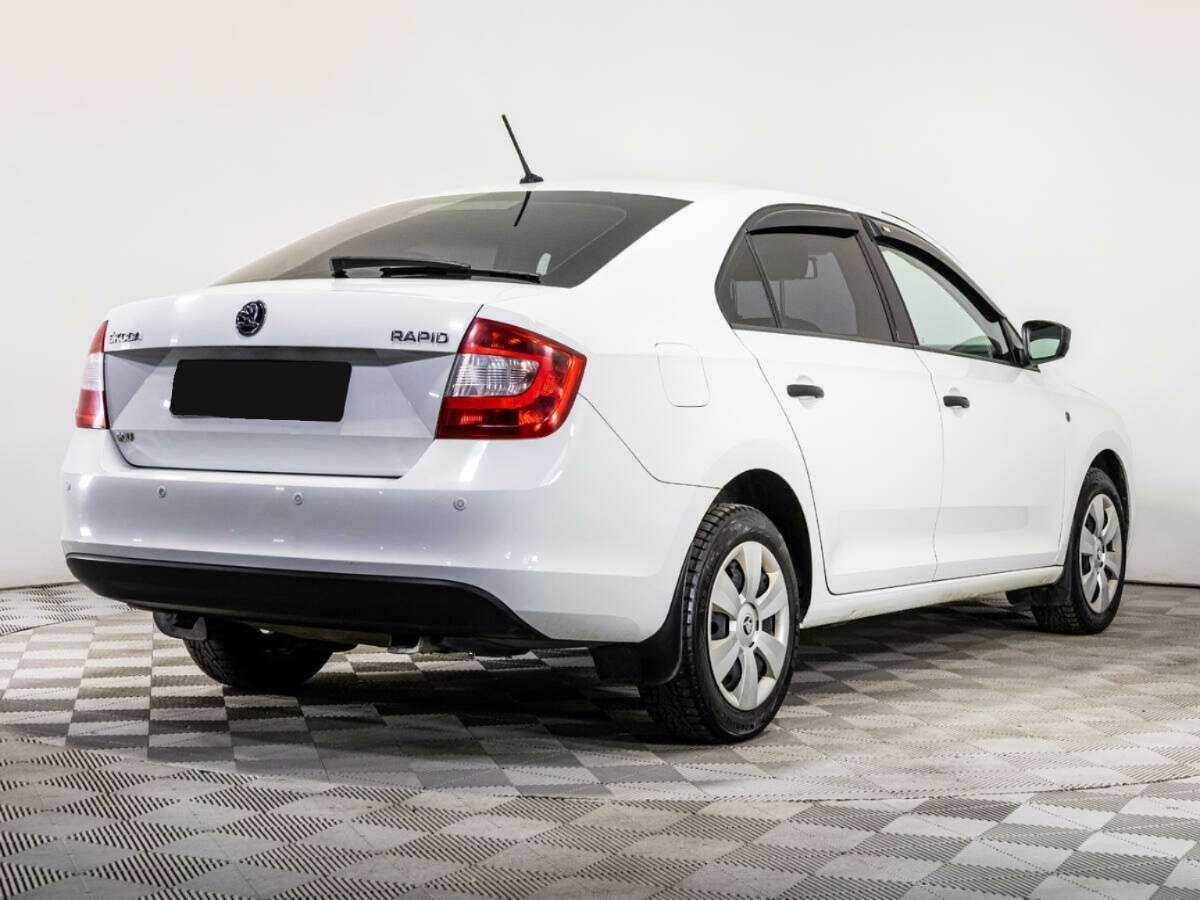 Skoda Rapid 2016 года с пробегом. Фото: #3