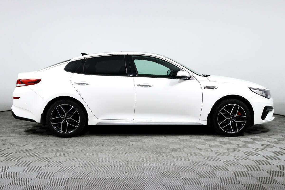 Kia Optima 2018 года с пробегом. Фото: #3