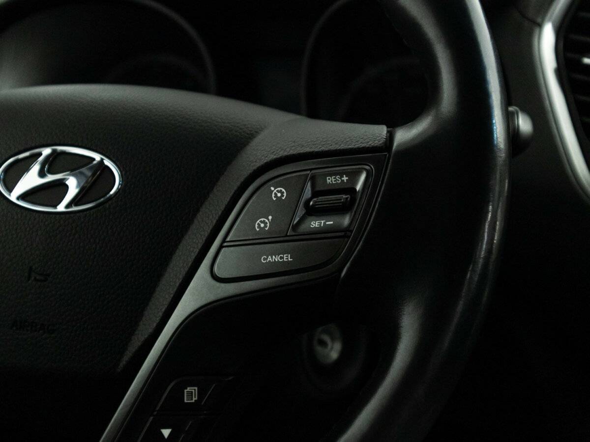 Hyundai Santa Fe 2017 года с пробегом. Фото: #18