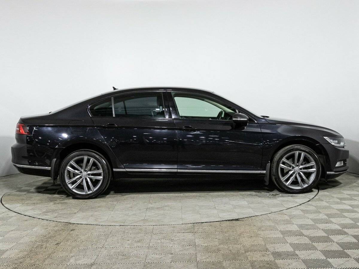 Volkswagen Passat 2016 года с пробегом. Фото: #3