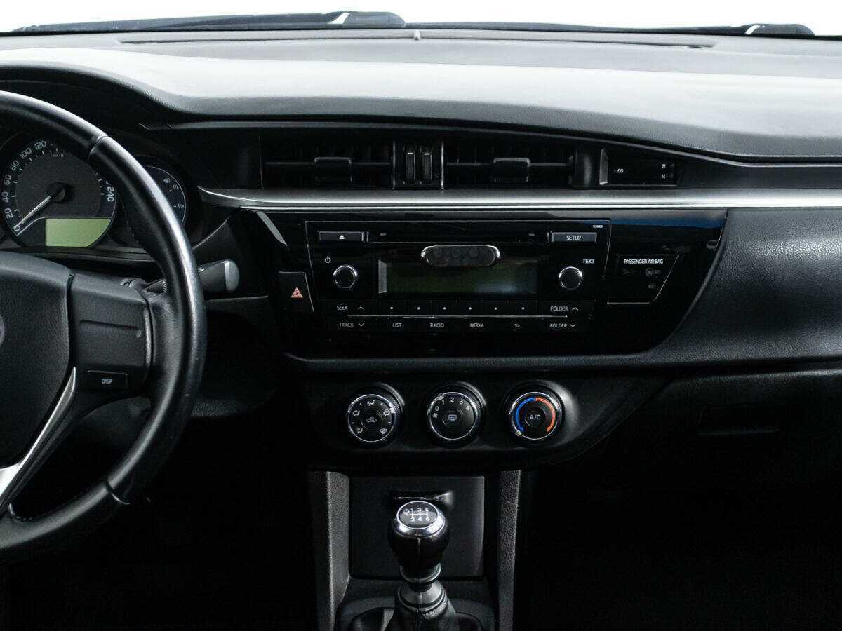 Toyota Corolla 2015 года с пробегом. Фото: #13