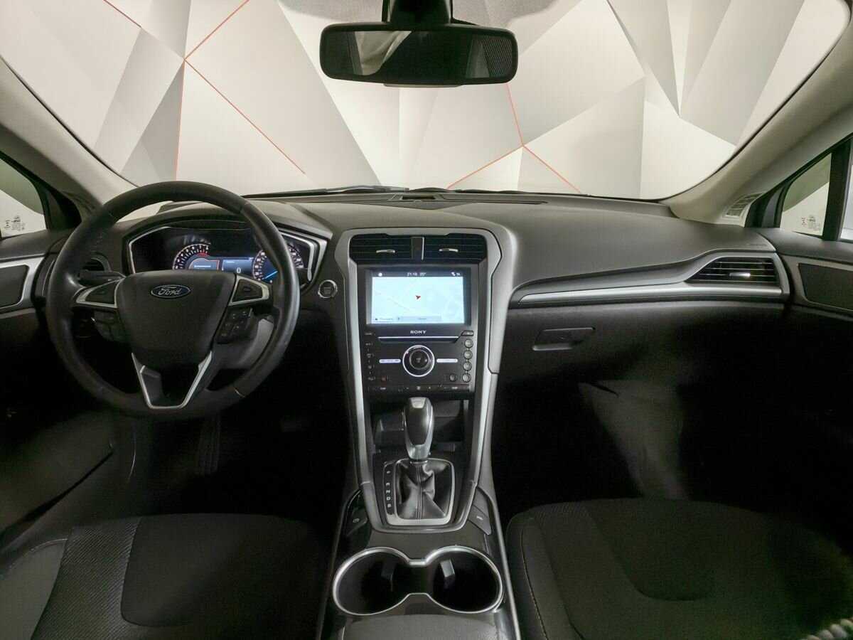Ford Mondeo 2017 года с пробегом. Фото: #9