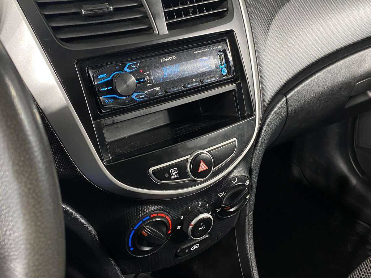 Hyundai Solaris 2014 года с пробегом. Фото: #12