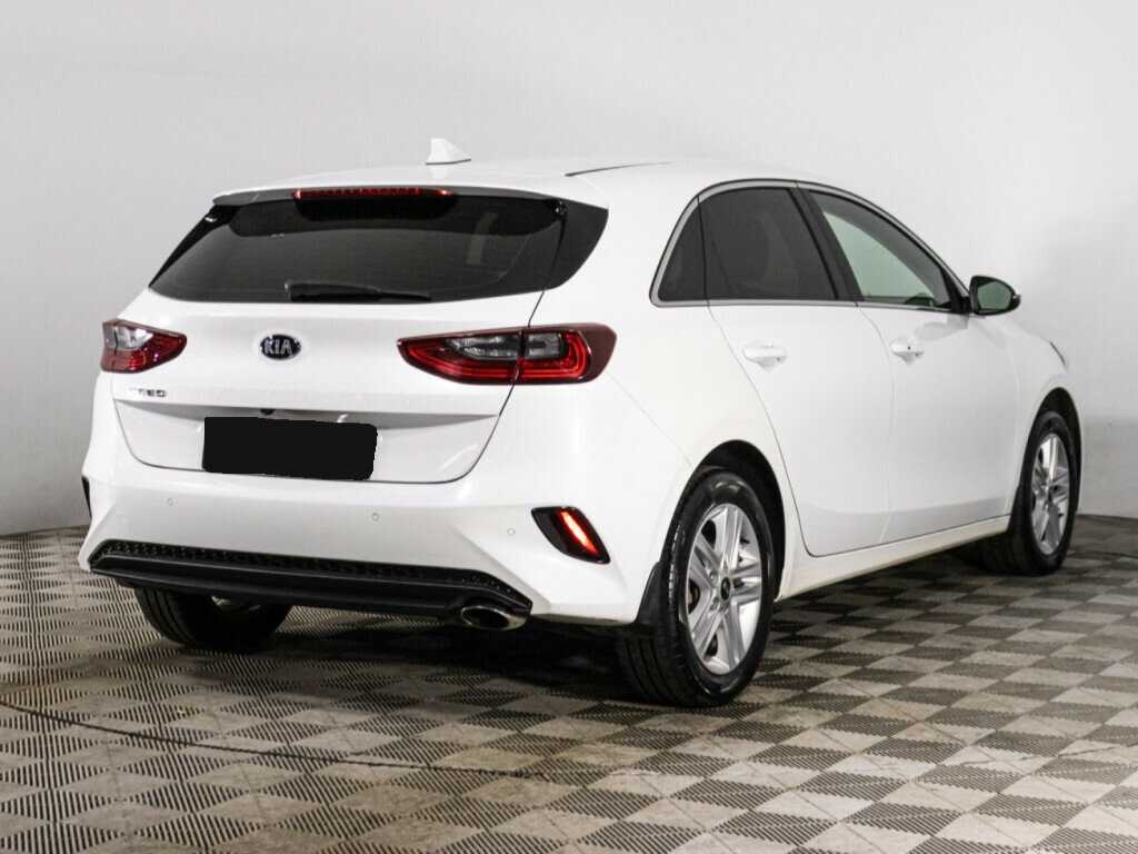 Kia Ceed 2020 года с пробегом. Фото: #4