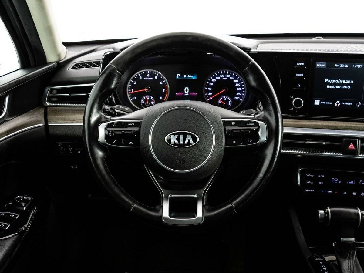 Kia K5 2020 года с пробегом. Фото: #9