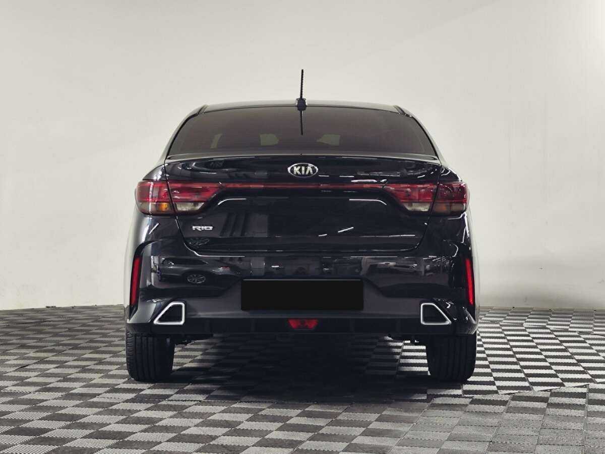 Kia Rio 2021 года с пробегом. Фото: #4