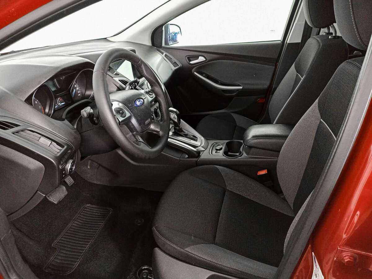 Ford Focus 2013 года с пробегом. Фото: #13