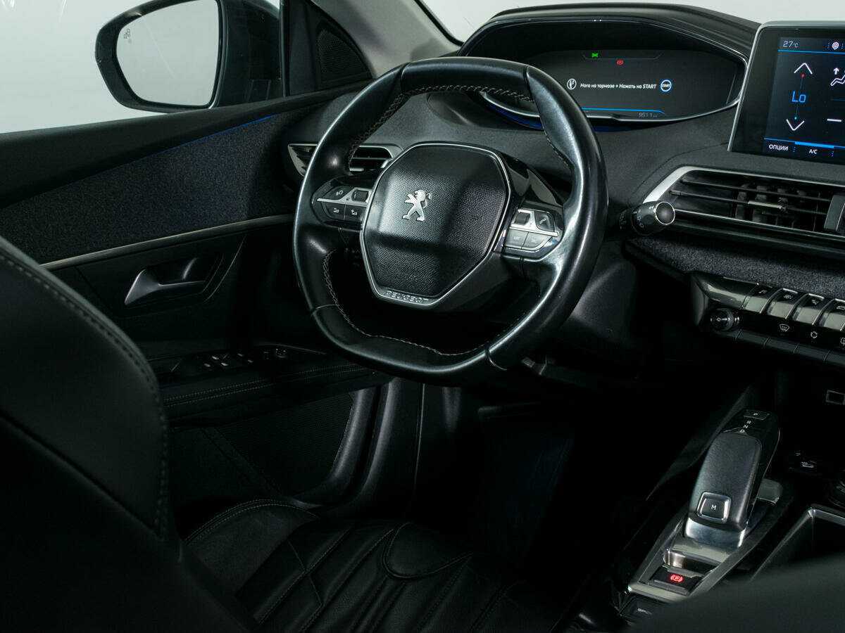 Peugeot 3008 2018 года с пробегом. Фото: #8