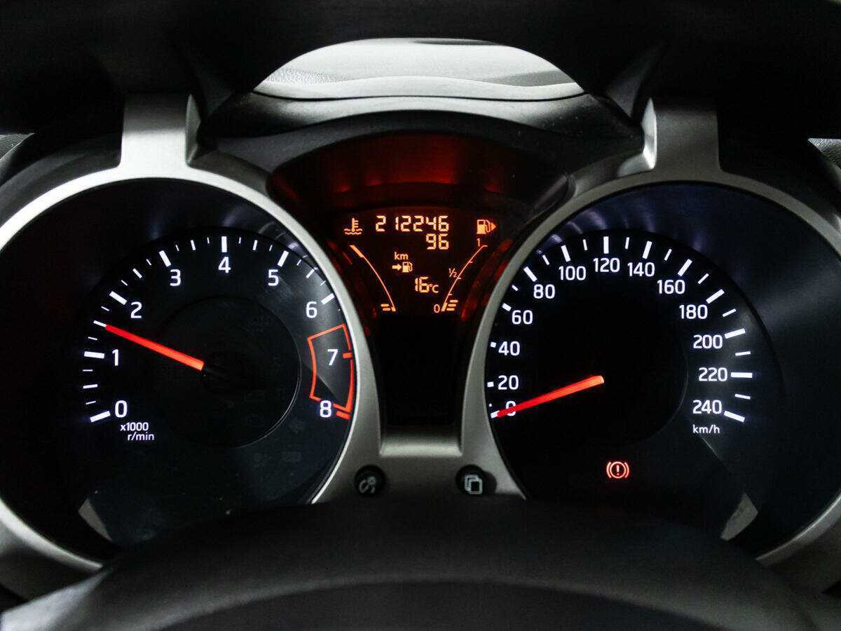 Nissan Juke 2012 года с пробегом. Фото: #11