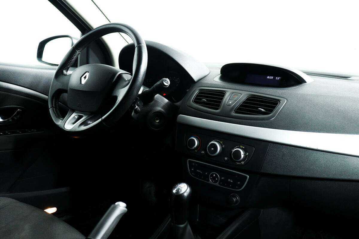 Renault Megane 2012 года с пробегом. Фото: #8