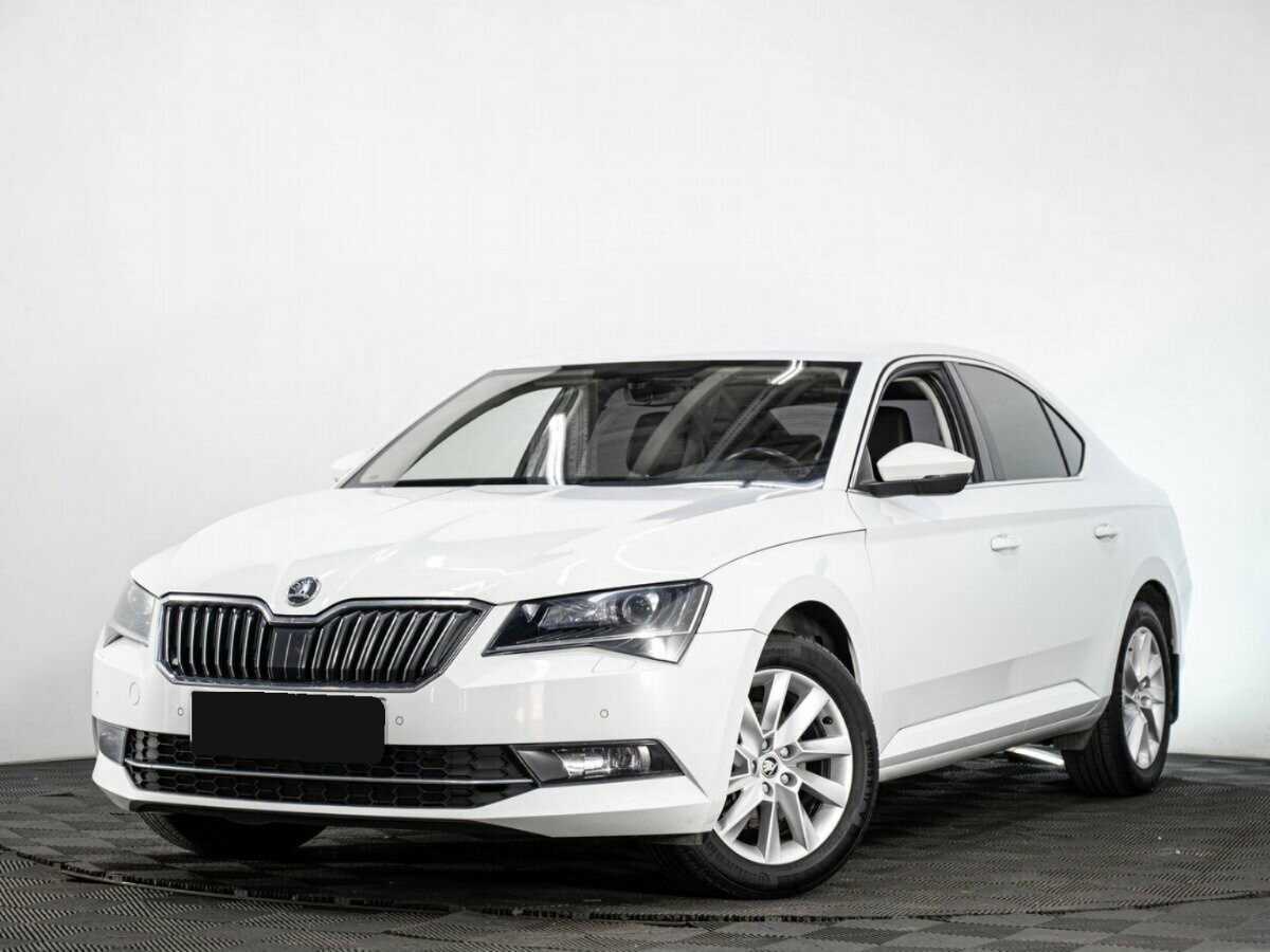 Skoda Superb 2018 года с пробегом. Посмотреть фото