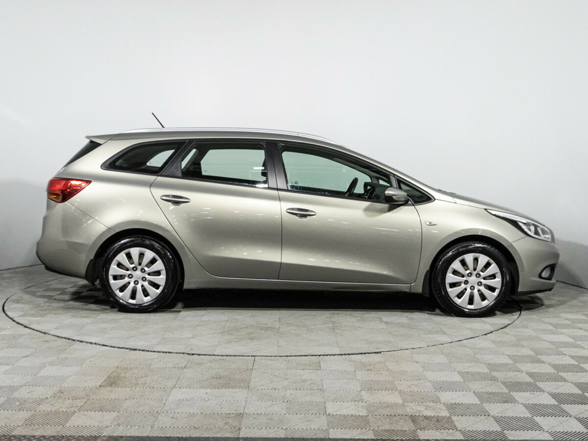 Kia Ceed 2012 года с пробегом. Фото: #3