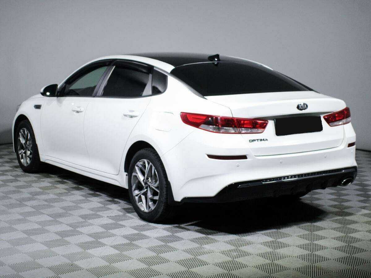 Kia Optima 2018 года с пробегом. Фото: #5