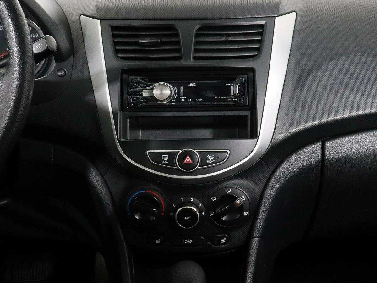 Hyundai Solaris 2012 года с пробегом. Фото: #10