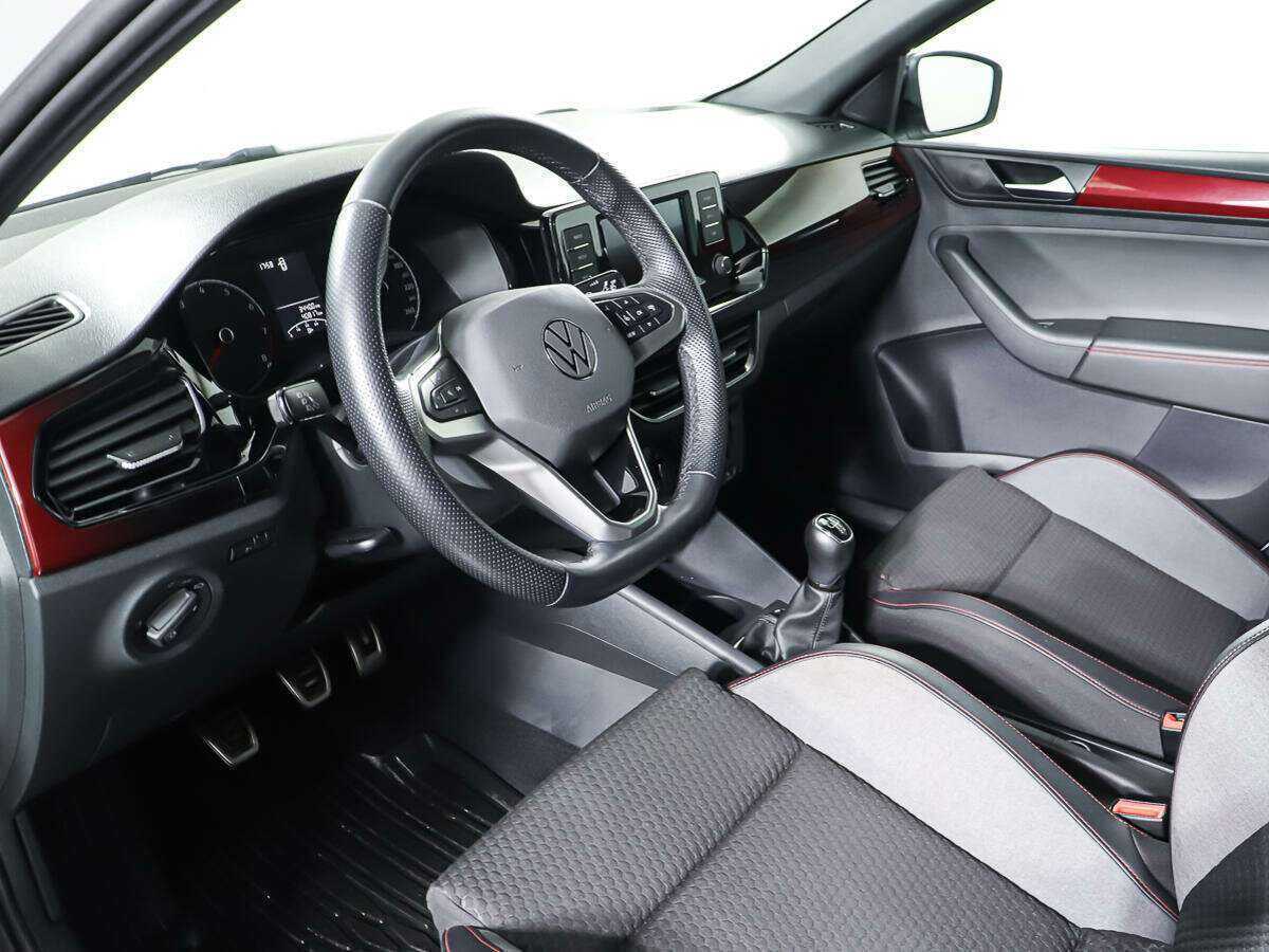 Volkswagen Polo 2021 года с пробегом. Фото: #12