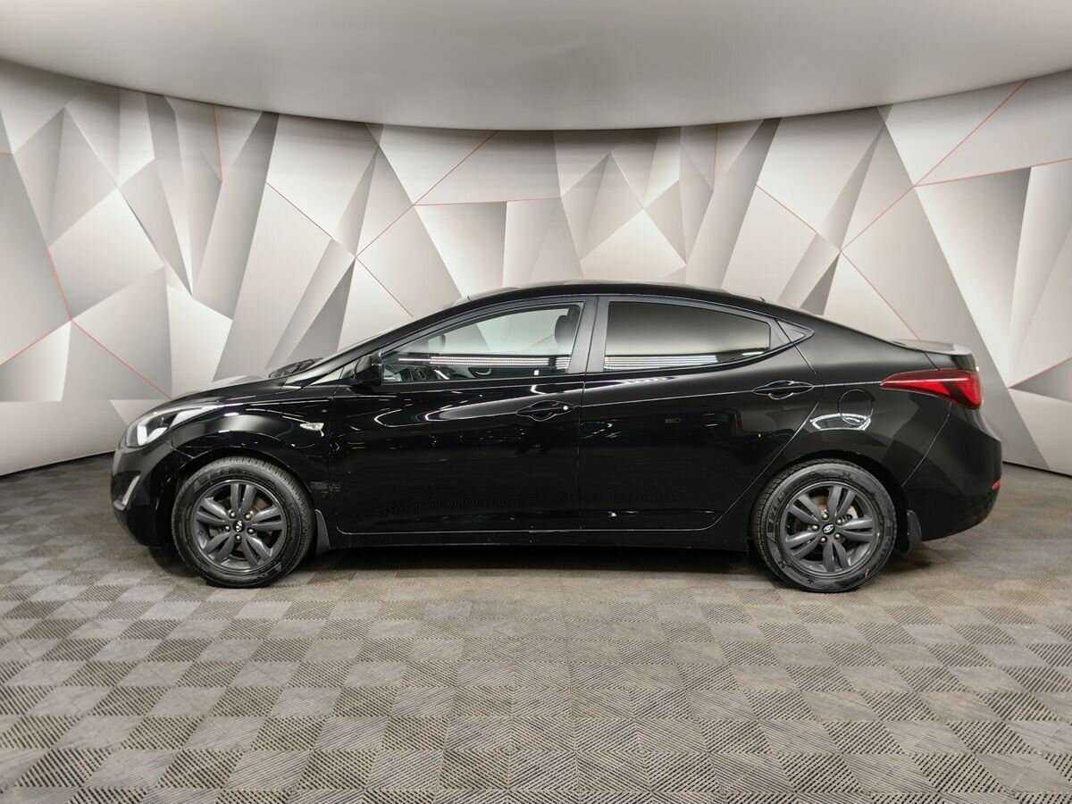 Hyundai Elantra 2015 года с пробегом. Фото: #4