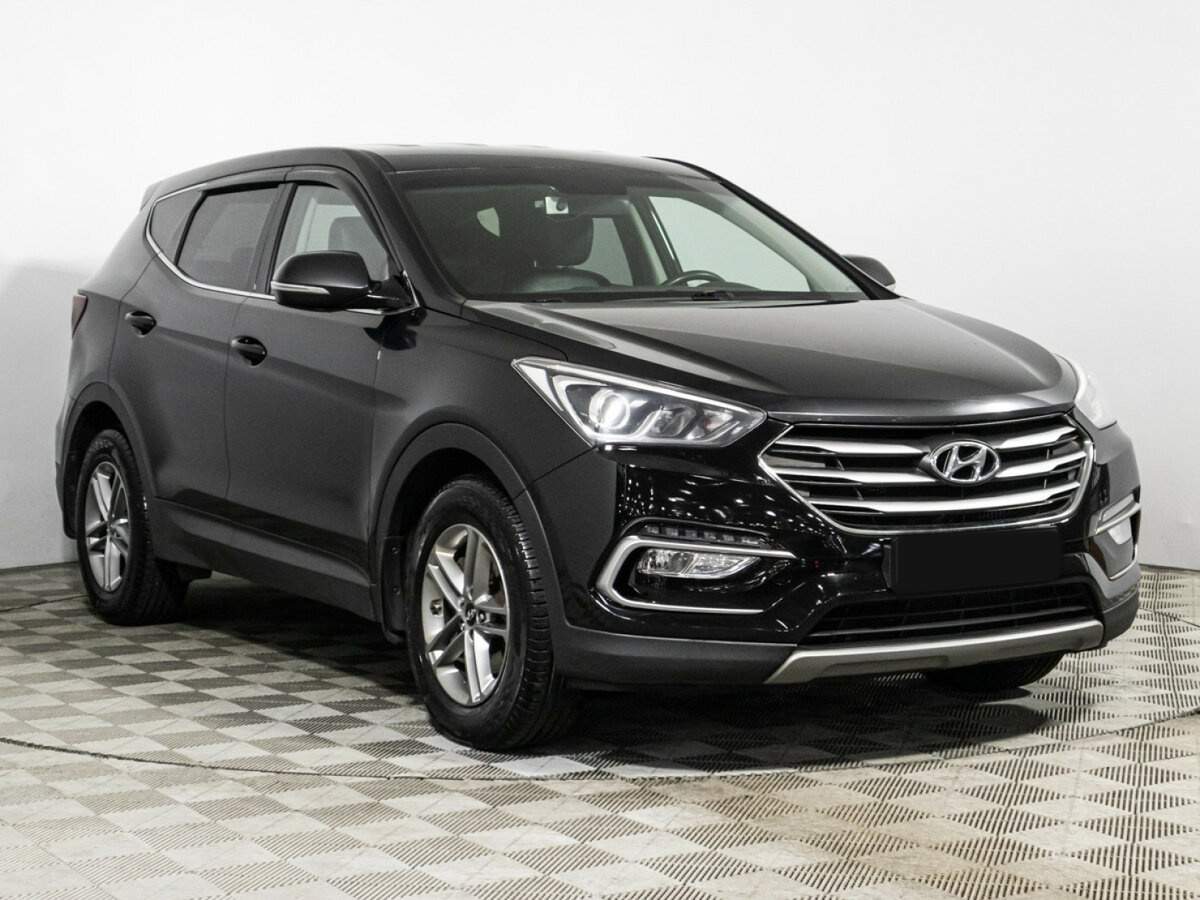 Hyundai Santa Fe 2017 года с пробегом. Фото: #2