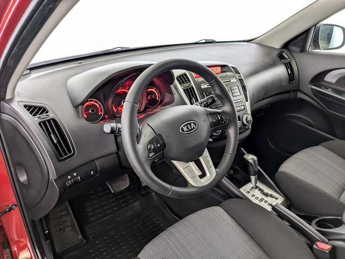 Kia Ceed 2012 года с пробегом. Фото: #13
