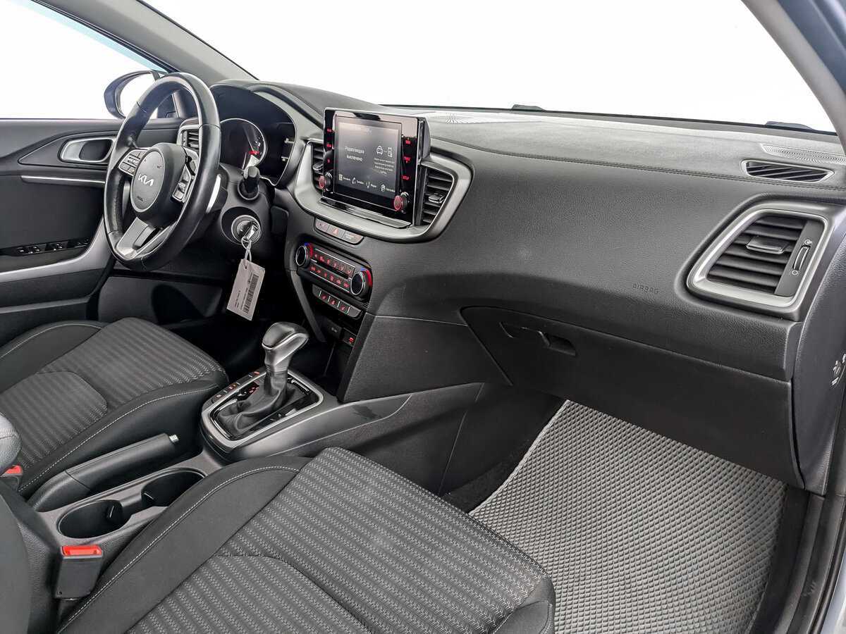 Kia Ceed 2021 года с пробегом. Фото: #8