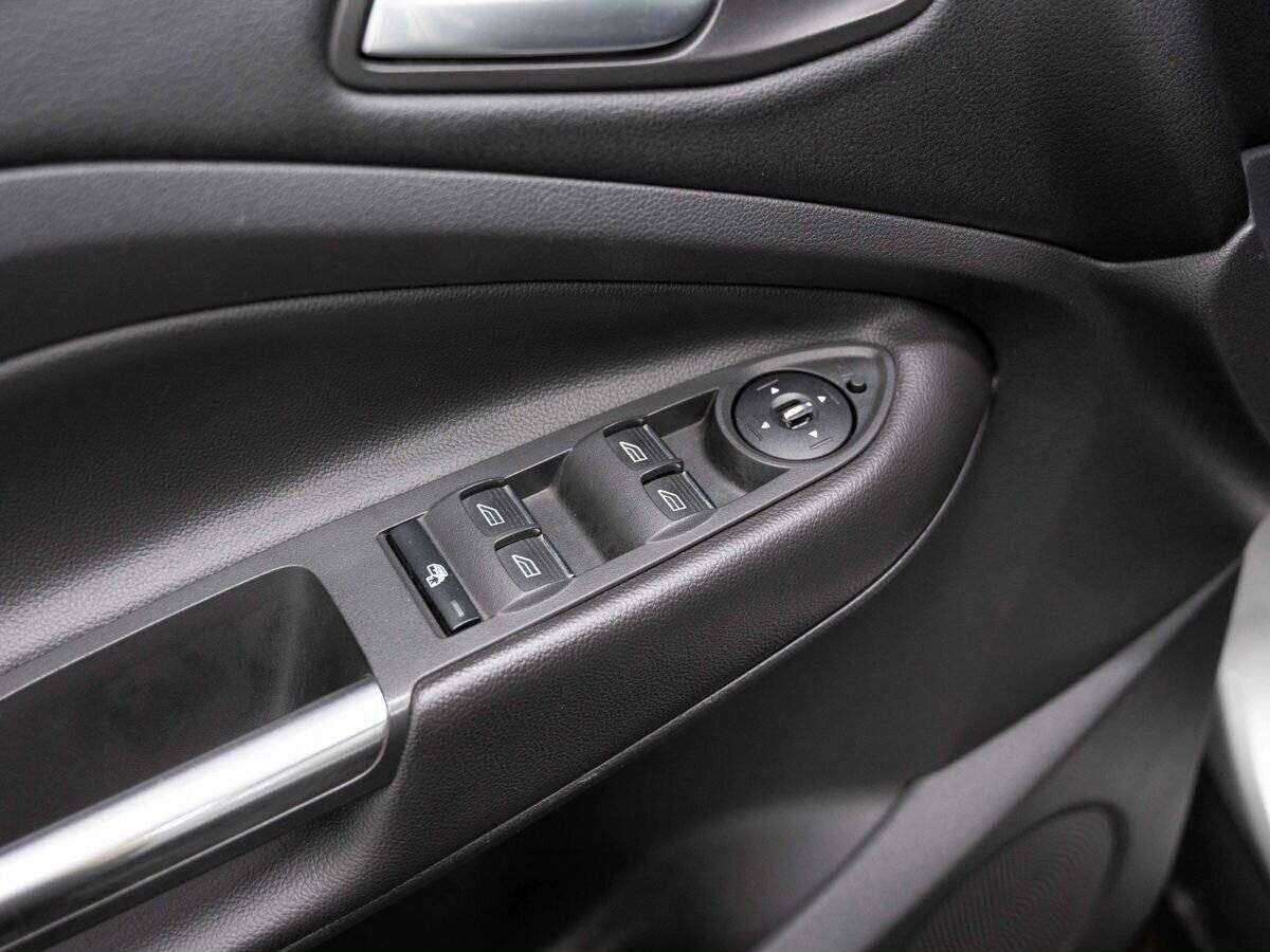 Ford Kuga 2014 года с пробегом. Фото: #24