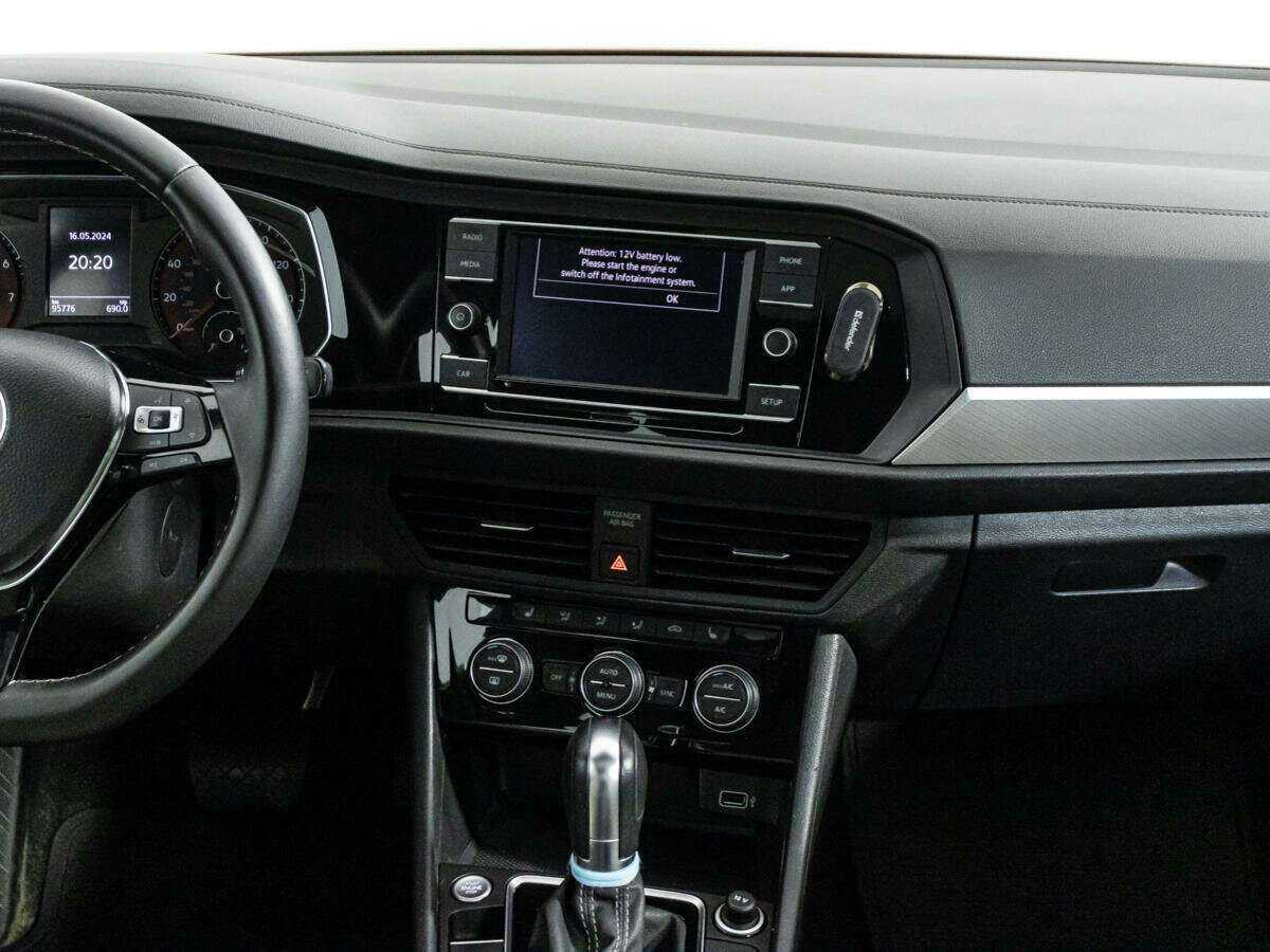 Volkswagen Jetta 2018 года с пробегом. Фото: #13