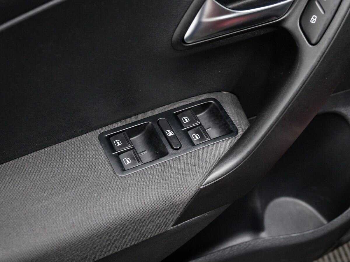 Volkswagen Polo 2017 года с пробегом. Фото: #12