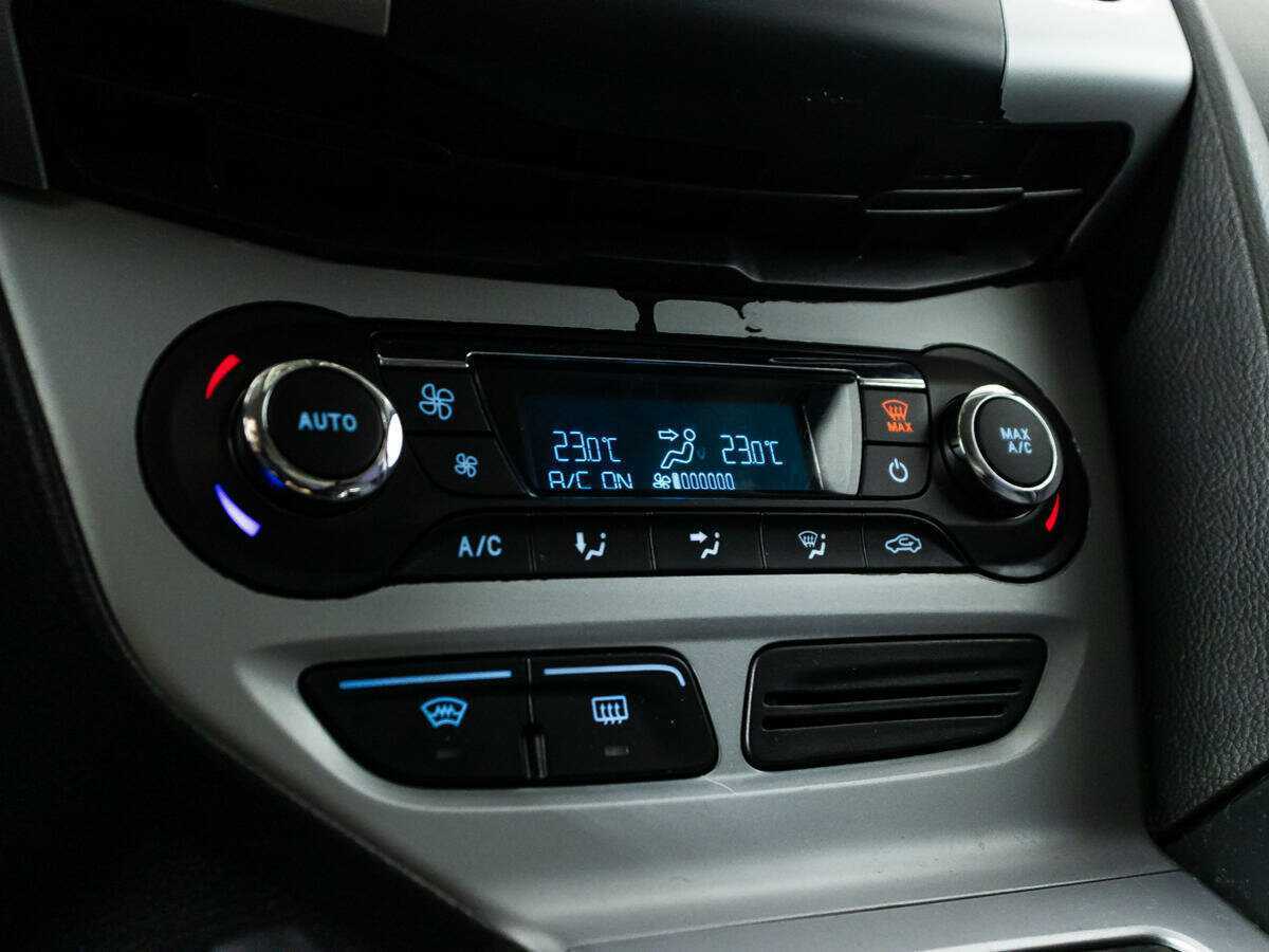 Ford Focus 2012 года с пробегом. Фото: #15