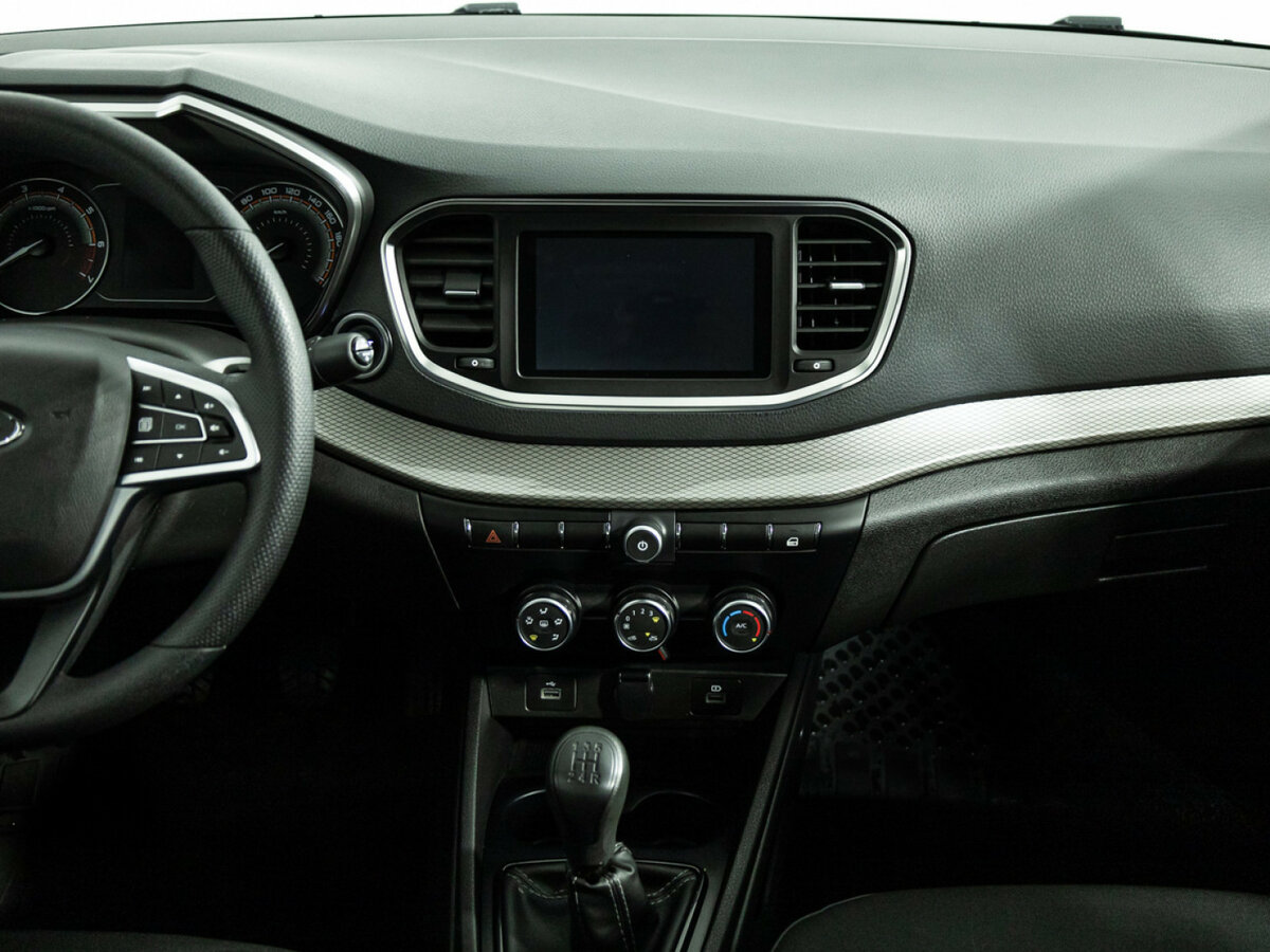 Lada (ВАЗ) Vesta 2023 года с пробегом. Фото: #13