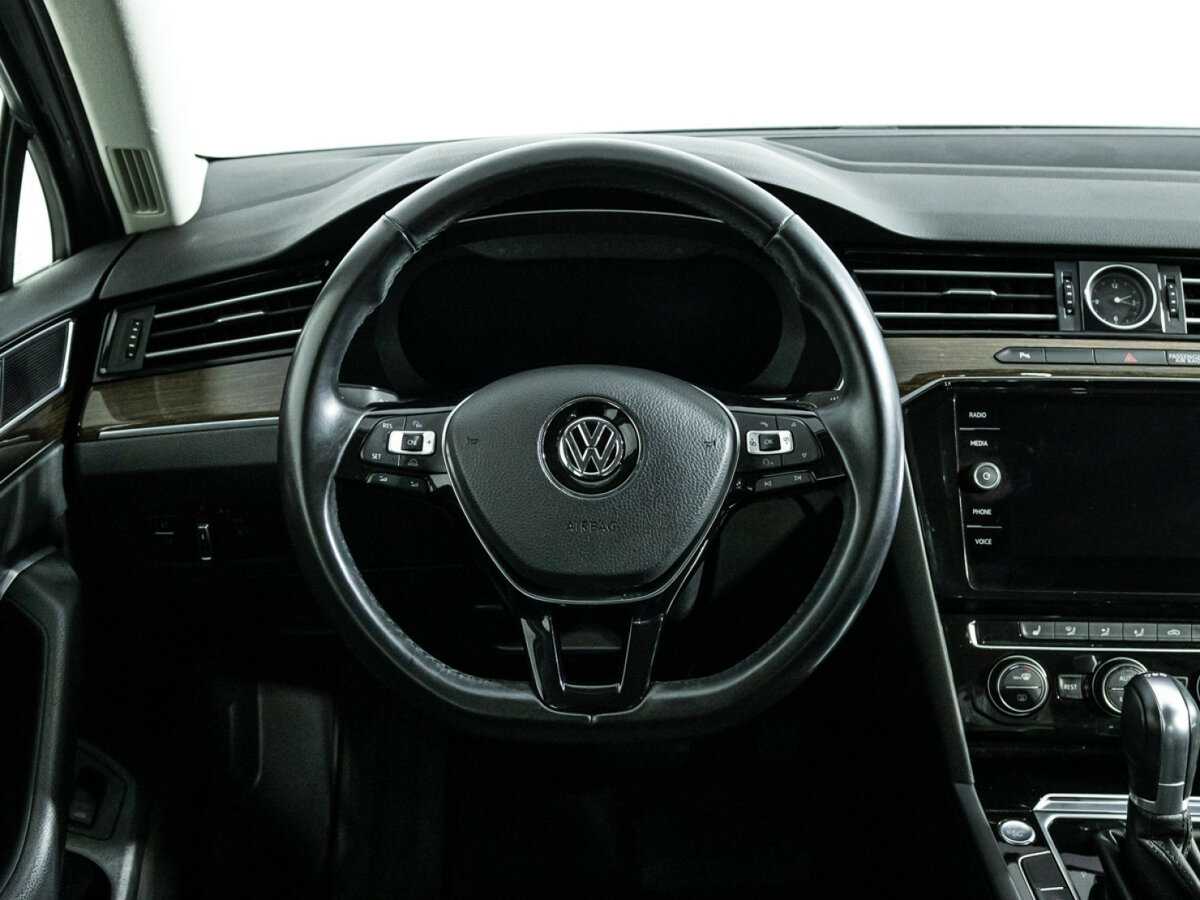 Volkswagen Passat 2017 года с пробегом. Фото: #19