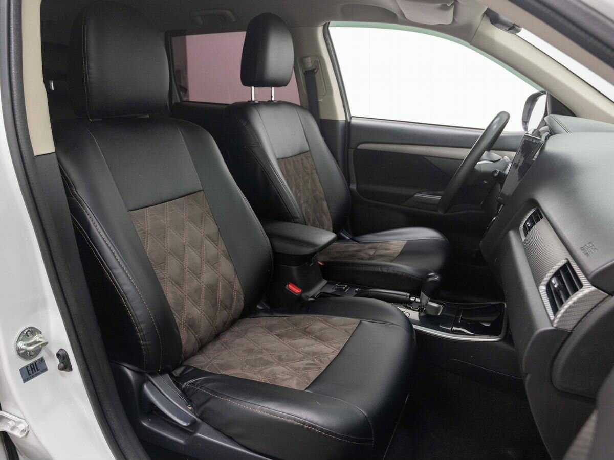 Mitsubishi Outlander 2018 года с пробегом. Фото: #13