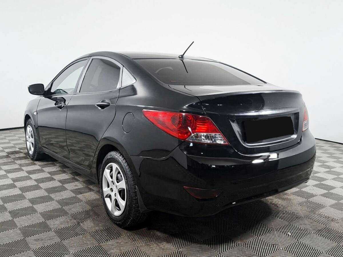 Hyundai Solaris 2012 года с пробегом. Фото: #5