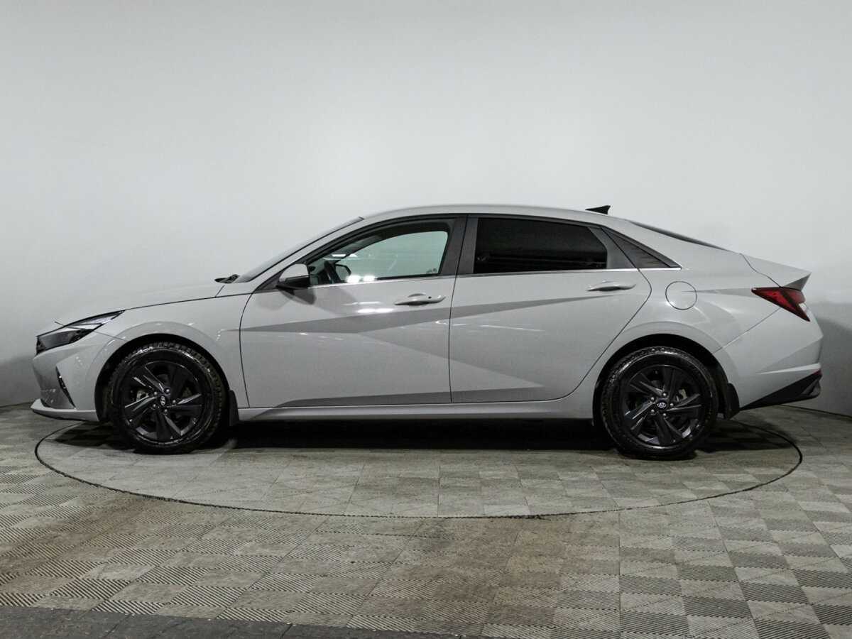 Hyundai Elantra 2021 года с пробегом. Фото: #7