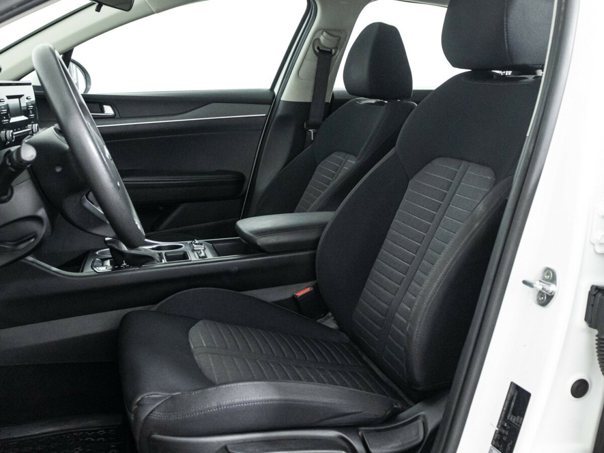 Kia K5 2020 года с пробегом. Фото: #14