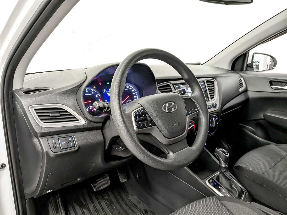 Hyundai Solaris 2021 года с пробегом. Фото: #15