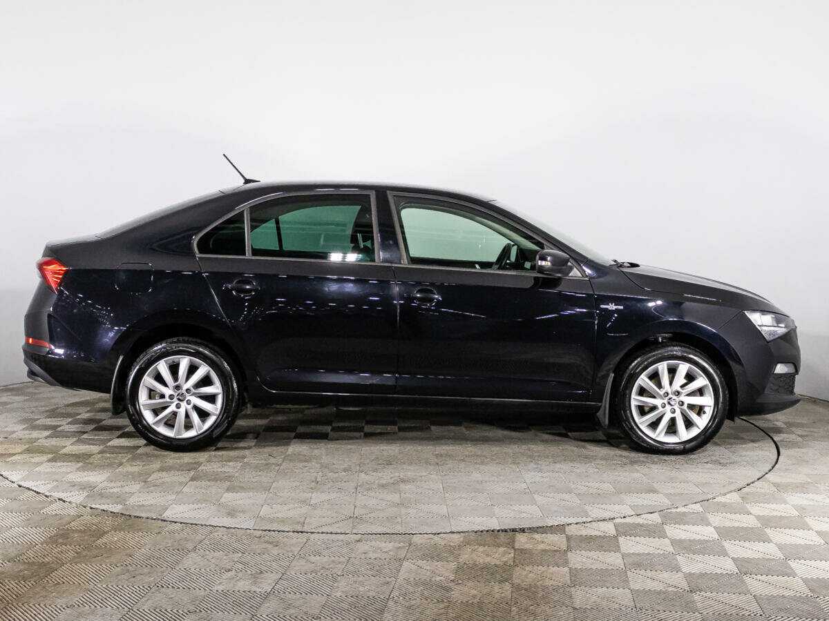 Skoda Rapid 2021 года с пробегом. Фото: #3