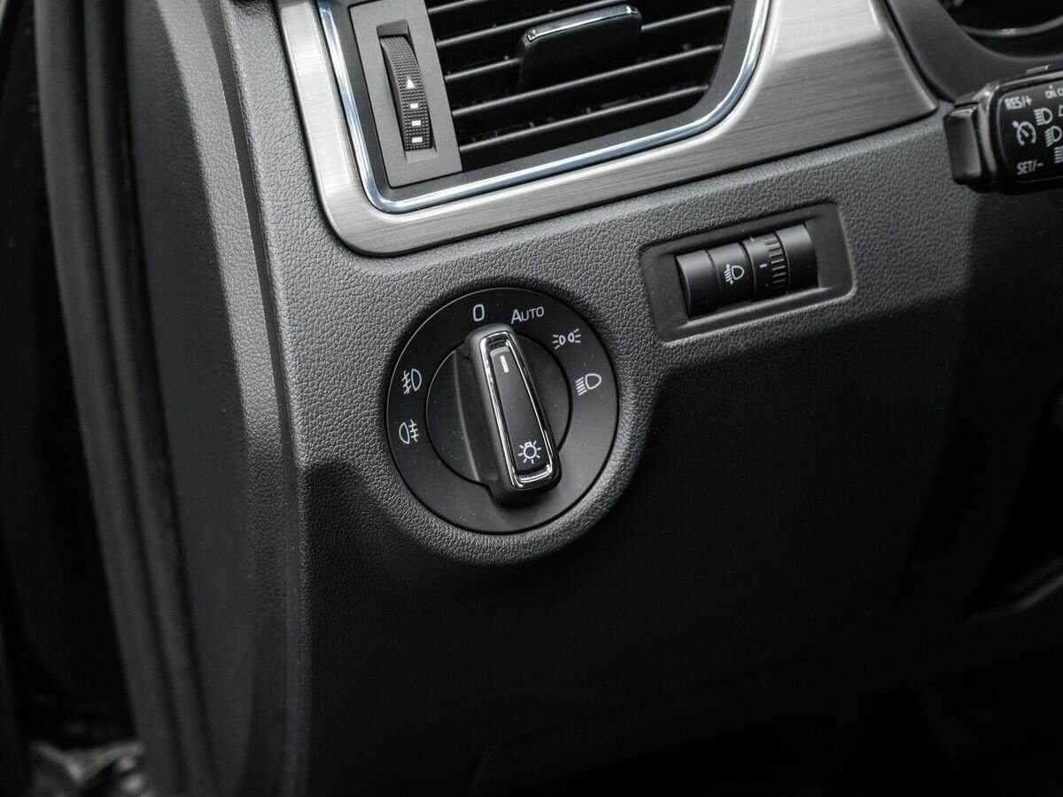 Skoda Rapid 2018 года с пробегом. Фото: #14