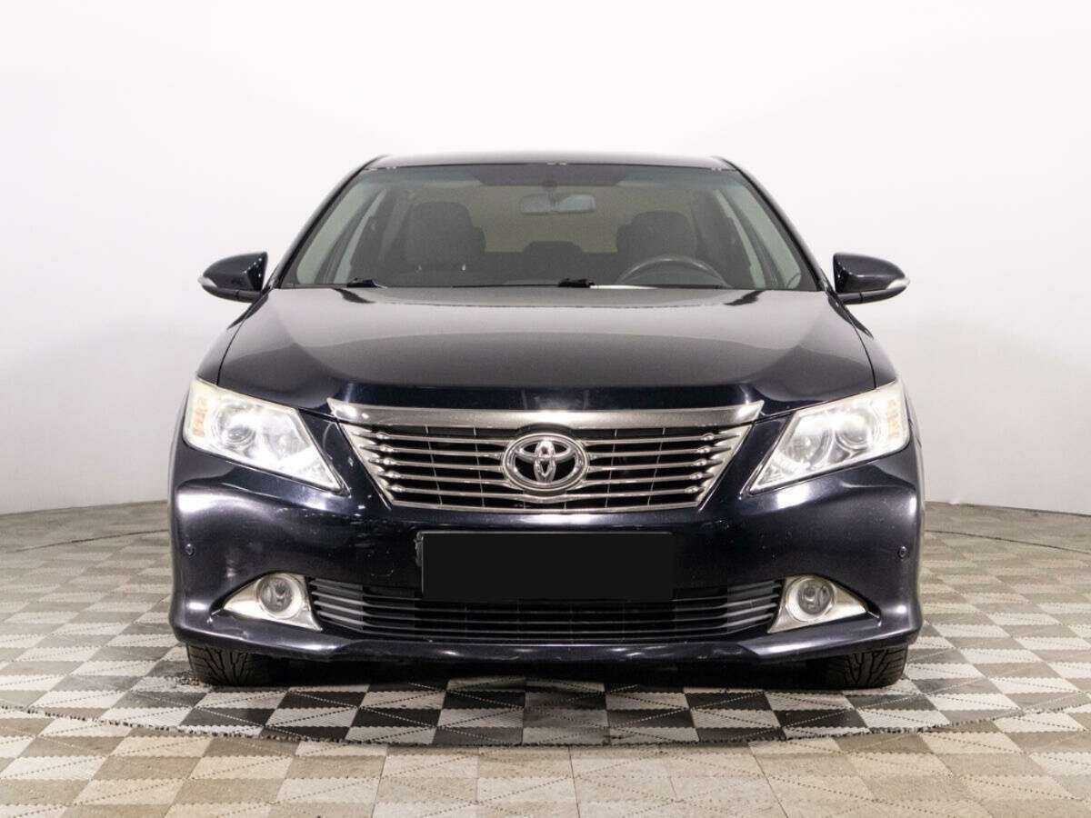 Toyota Camry 2012 года с пробегом. Фото: #1