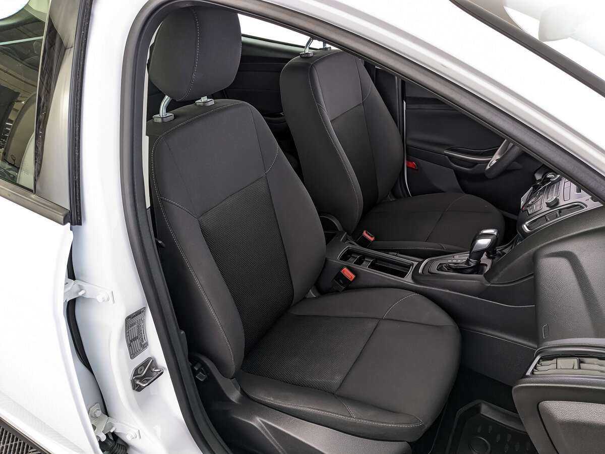 Ford Focus 2018 года с пробегом. Фото: #19