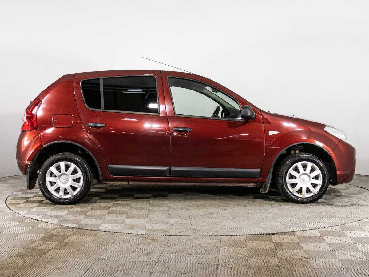 Renault Sandero 2012 года с пробегом. Фото: #3