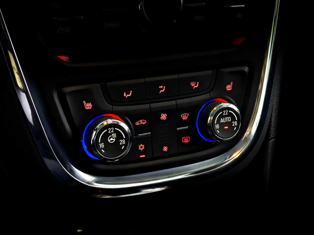 Opel Mokka 2013 года с пробегом. Фото: #24