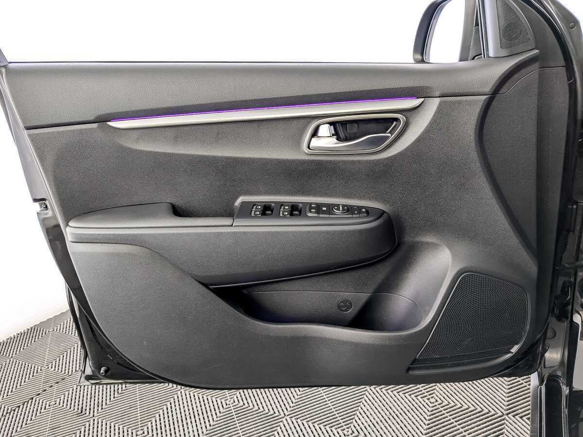 Kia Rio 2021 года с пробегом. Фото: #18