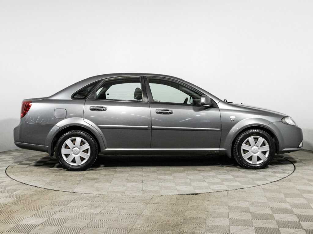 Daewoo Gentra 2014 года с пробегом. Фото: #3