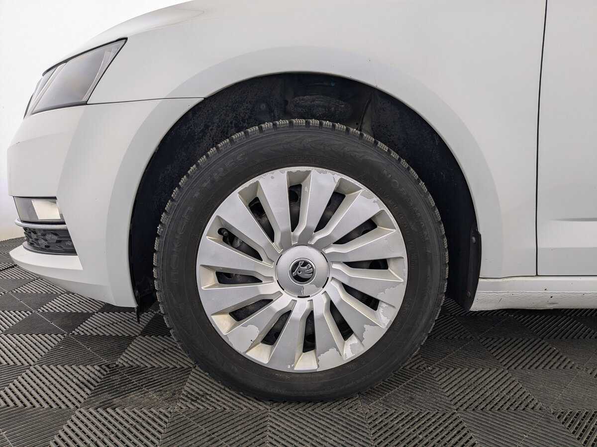 Skoda Octavia 2019 года с пробегом. Фото: #11