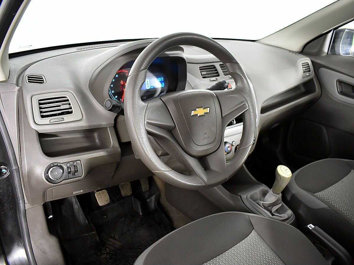 Chevrolet Cobalt 2013 года с пробегом. Фото: #4