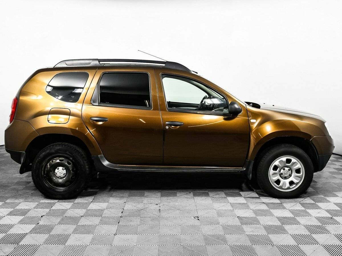 Renault Duster 2013 года с пробегом. Фото: #3