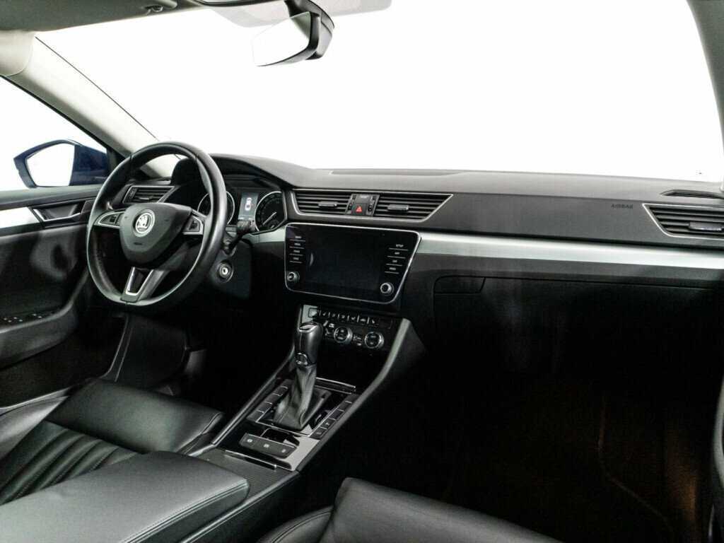 Skoda Superb 2018 года с пробегом. Фото: #8