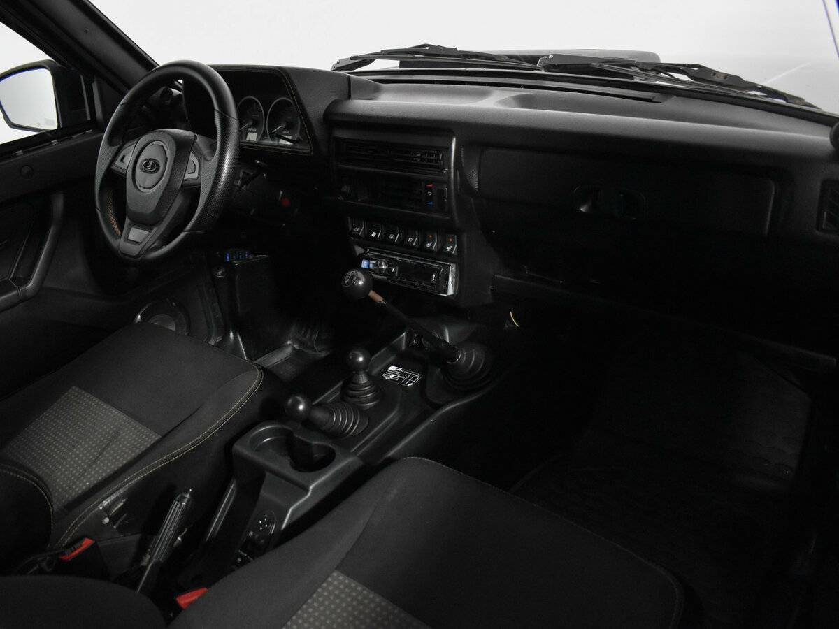 Lada (ВАЗ) 2121 (4x4) 2016 года с пробегом. Фото: #10