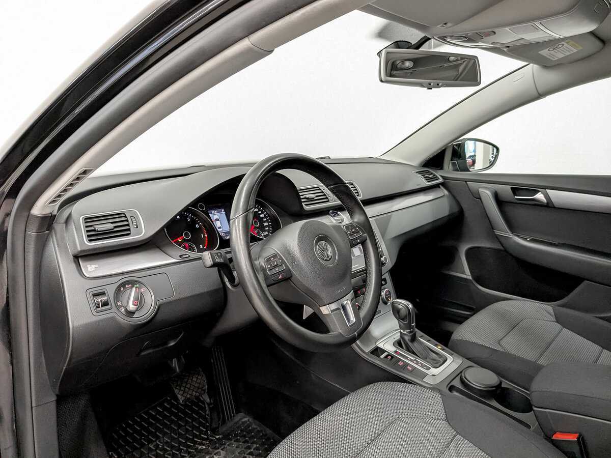 Volkswagen Passat 2012 года с пробегом. Фото: #15
