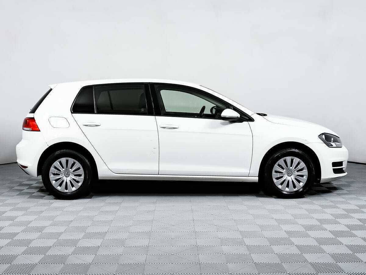 Volkswagen Golf 2015 года с пробегом. Фото: #3