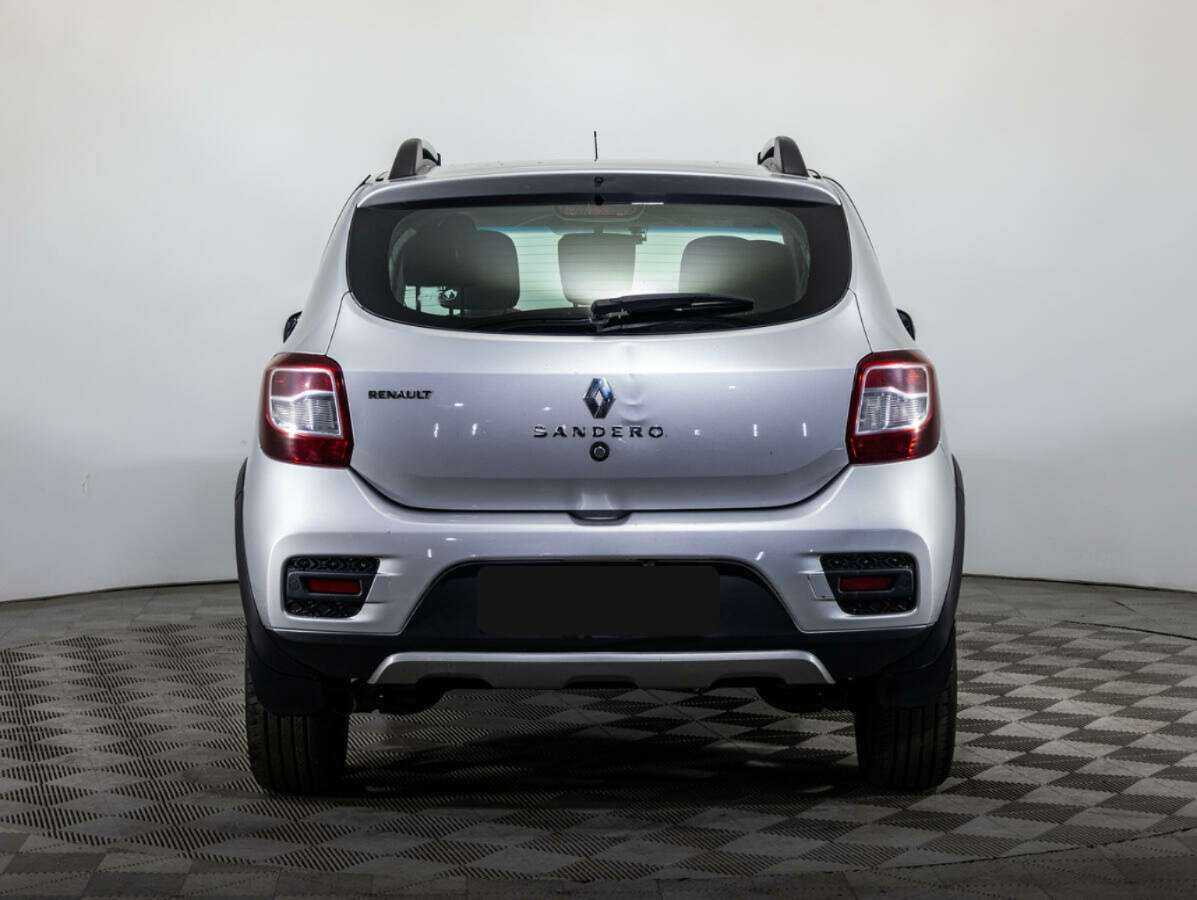Renault Sandero 2015 года с пробегом. Фото: #4